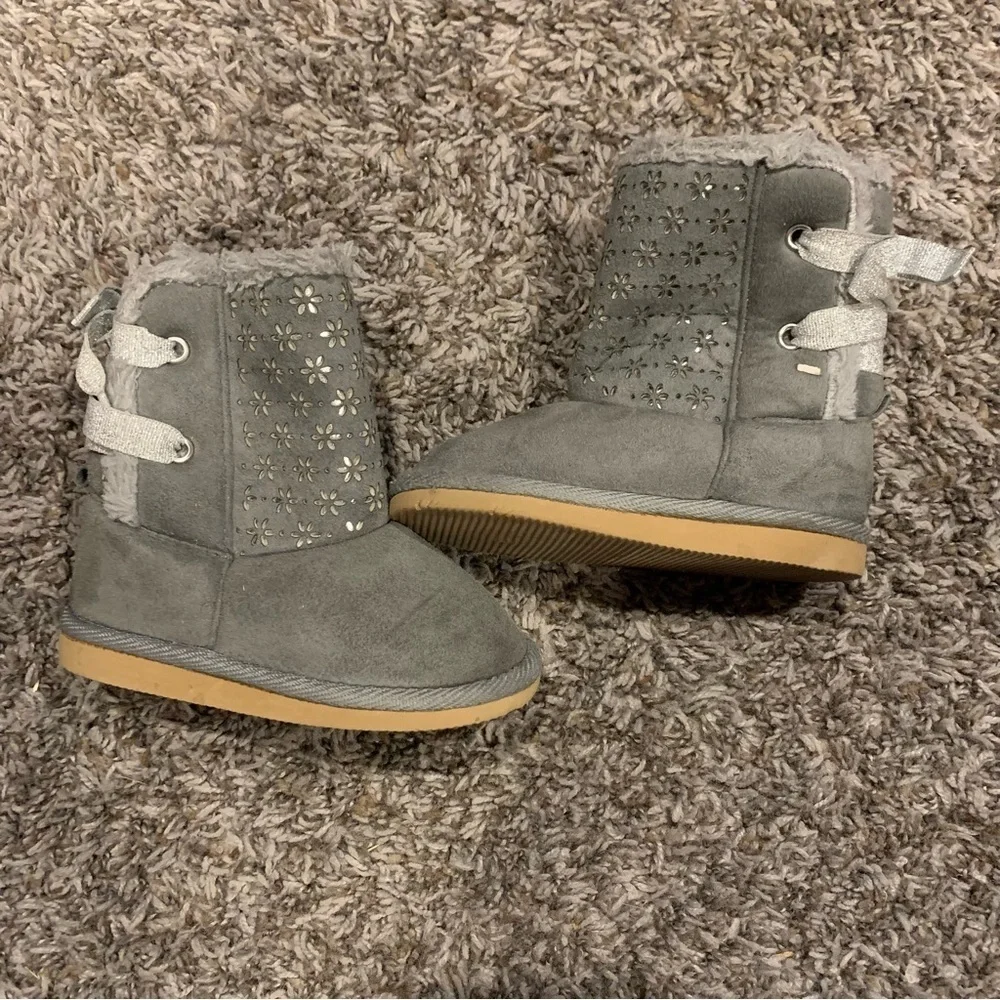 Kids Crazy 8 Boots